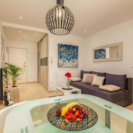 Silver Luxury Πούλα Εξωτερικό φωτογραφία