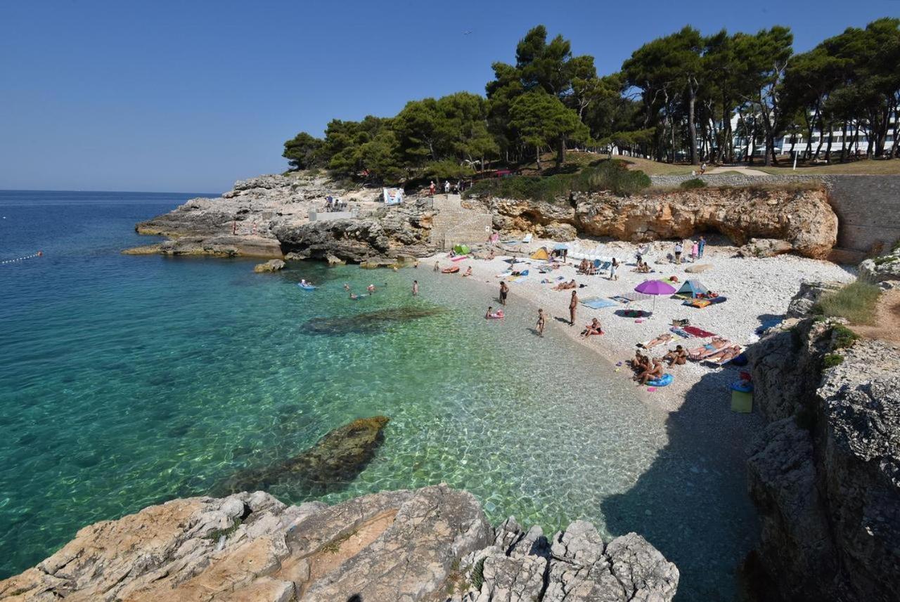 Silver Luxury Πούλα Εξωτερικό φωτογραφία